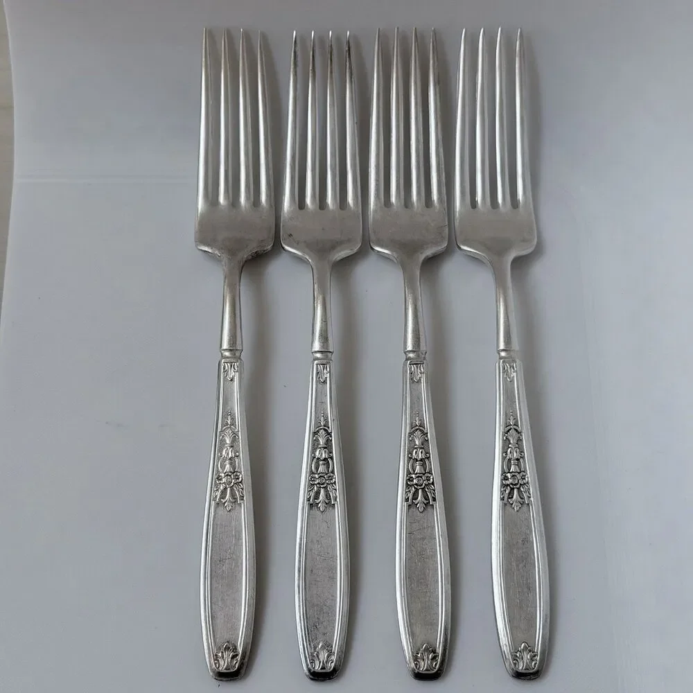 4pc 1847 Rogers Bros Ambassador Silverplate 1919 Dinner Forks 7 3/4” Solid Handl